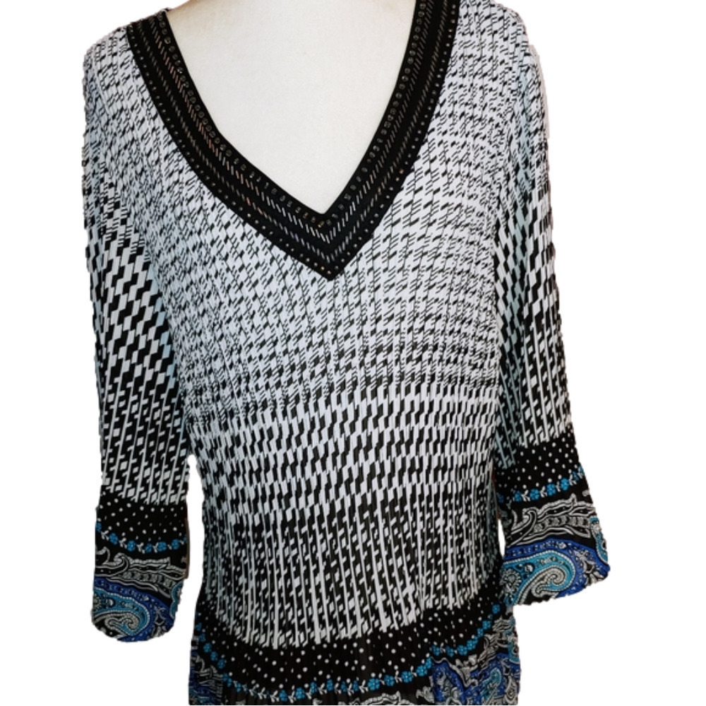 PLUS Avenue Pleated Beaded Paisley V-neck Tunic 22